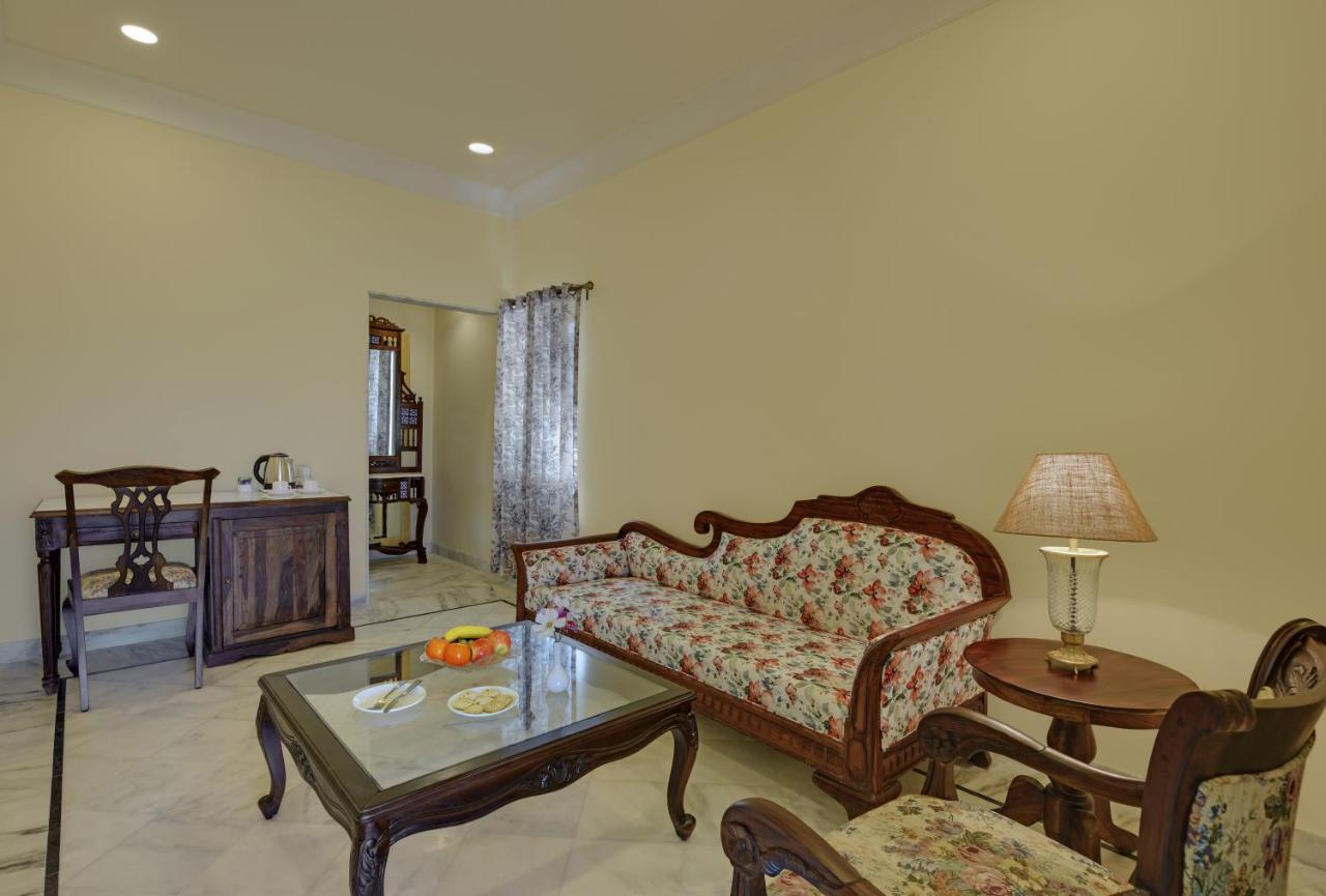 The Mount Bungalow Mount Abu Exterior photo